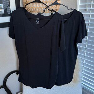 Uniqlo AIRism Black Seamless V-Neck Short-Sleeve T-Shirt Bundle - Womens XXS